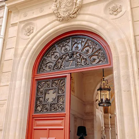 Hotel De Pourtales-2